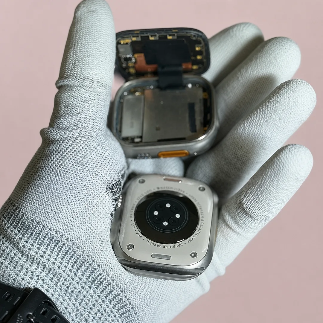 Apple Watch Ultra w naprawie